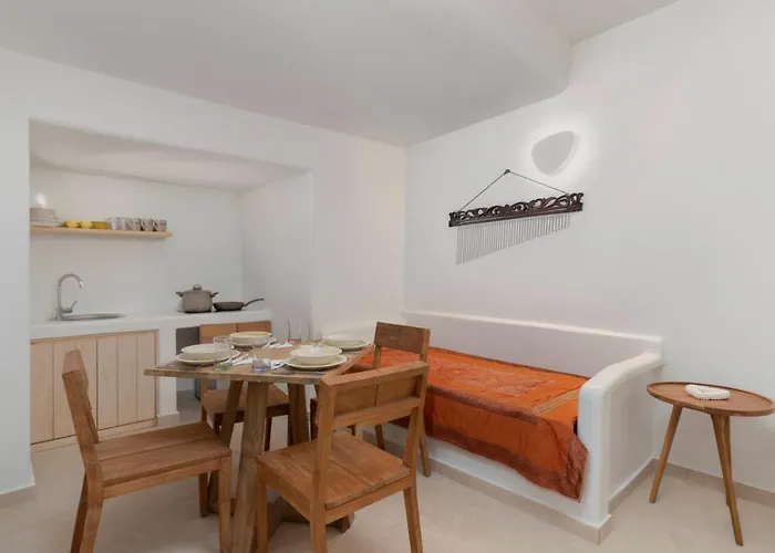 Thallos Cave House And بيت للعطل *