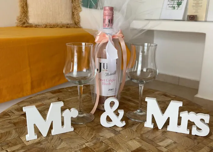 بيت للعطل Thallos Cave House And *