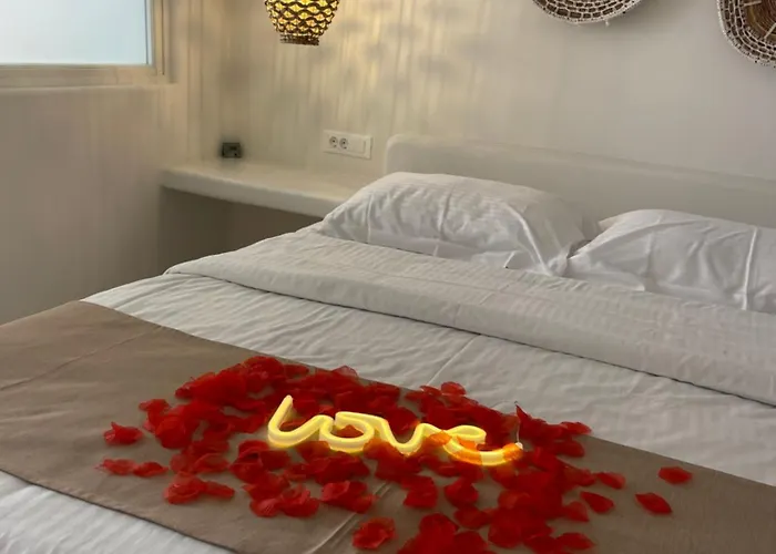 Thallos Cave House And بيت للعطل *