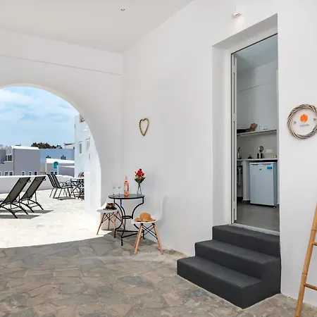 Thallos Cave House And Karterados (Santorini)