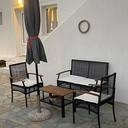 Thallos Cave House And *