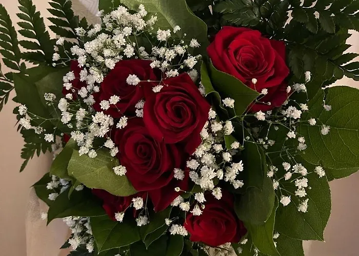 Thallos Cave House And Feriehus *