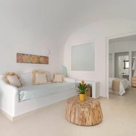 Thallos Cave House And Ferienhaus Karterados (Santorini)